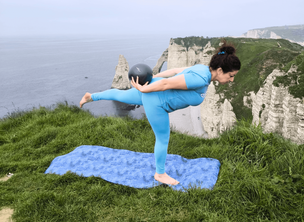 elissia meziana prof de Pilates en seine-saint-denis (93)