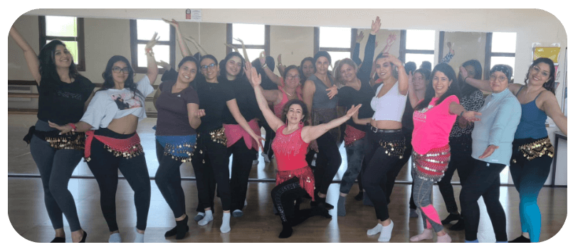 eleves danse orientale - Les Yeux D'Orient